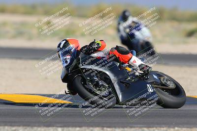 media/Oct-29-2022-CVMA (Sat) [[14c0aa3b66]]/Race 8 Supersport Middleweight/Folder 2/